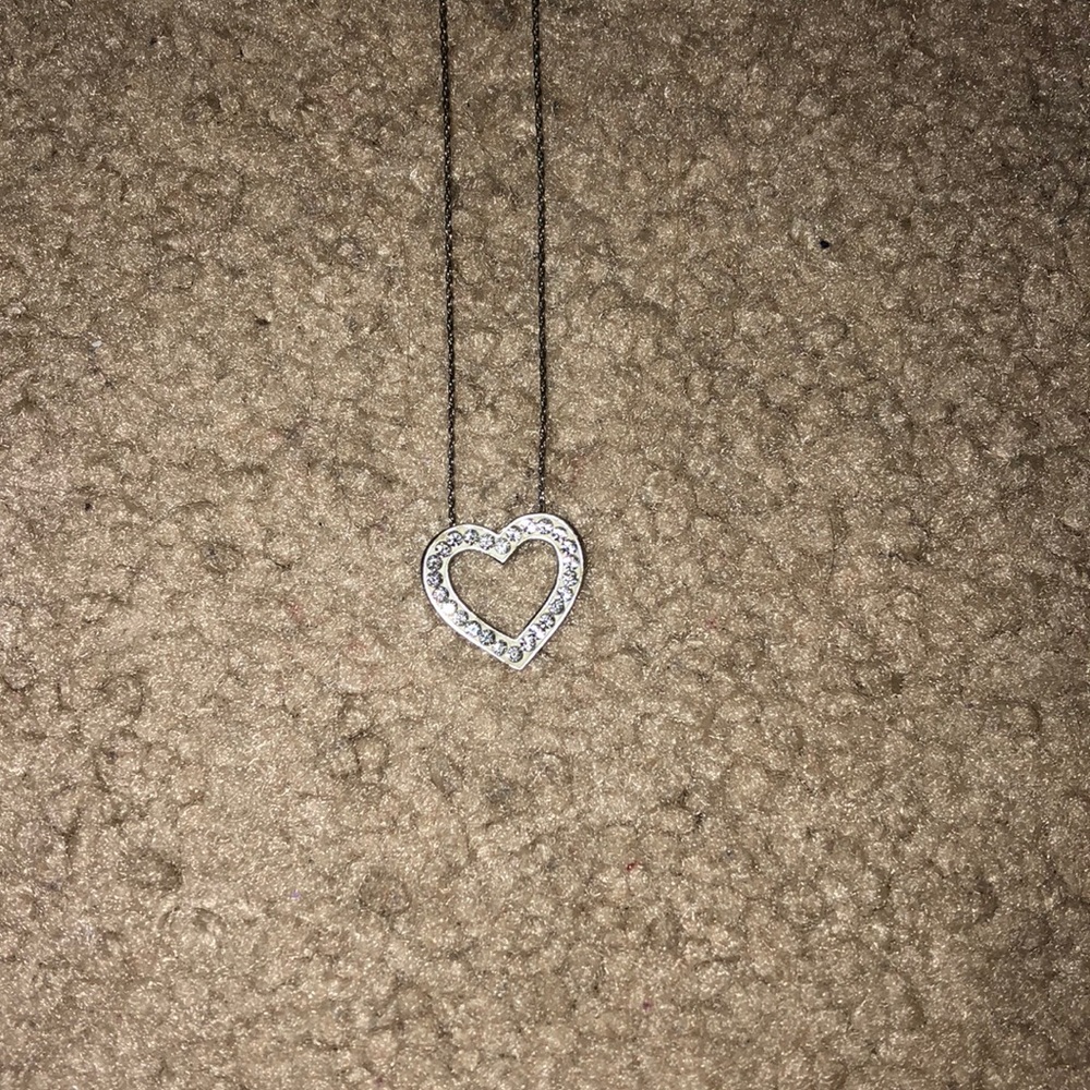Silver heart necklace